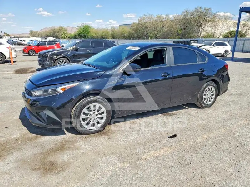 2023 KIA Forte photo