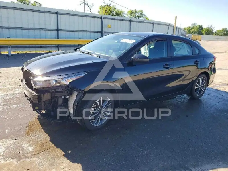 2023 KIA Forte фото