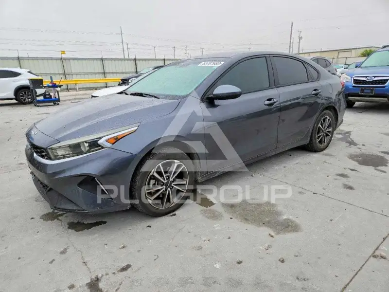 2023 KIA Forte фото
