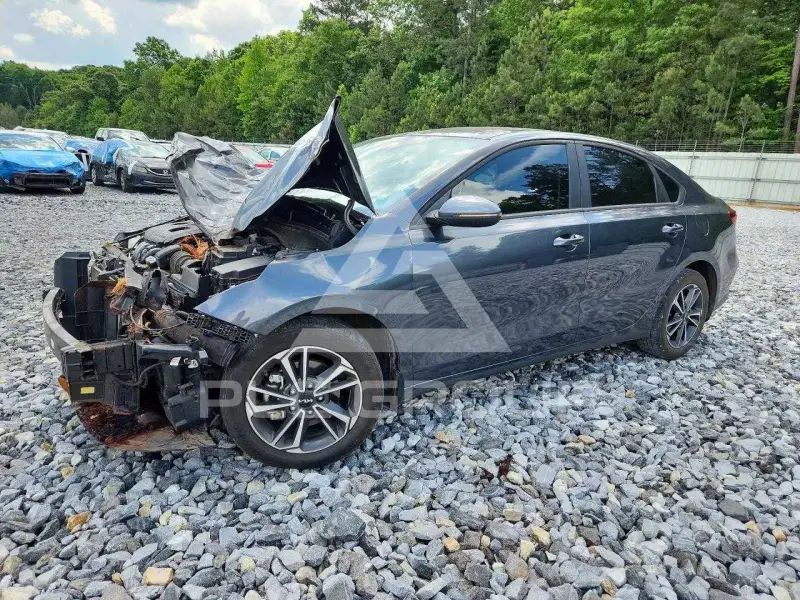 2023 KIA Forte фото