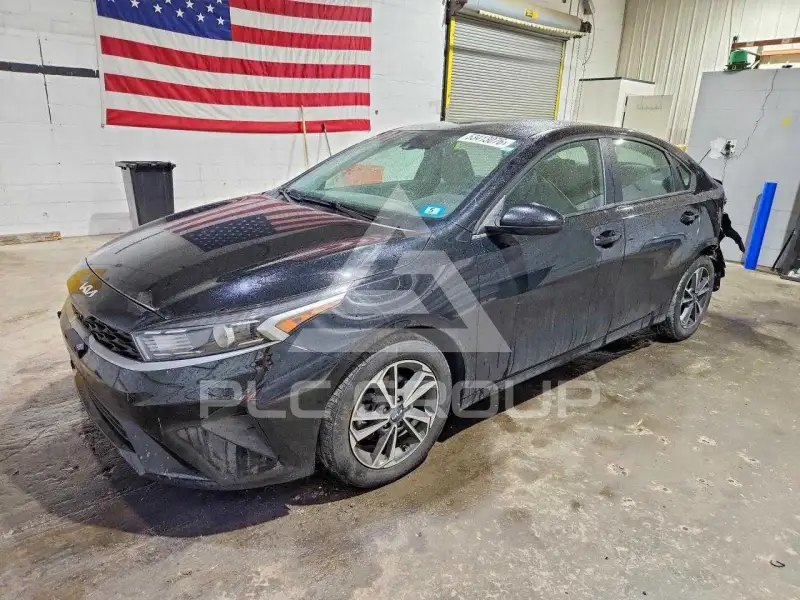 2023 KIA Forte фото