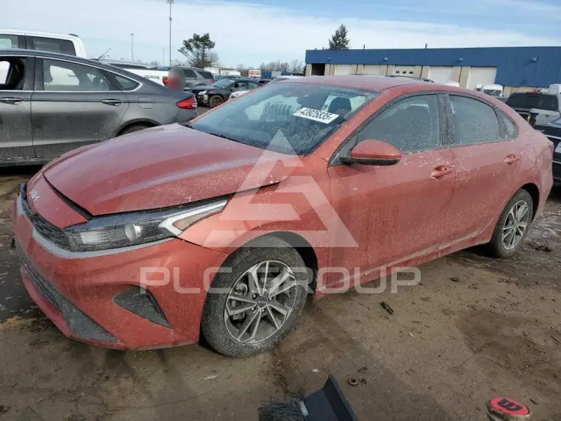 2023 KIA Forte фото