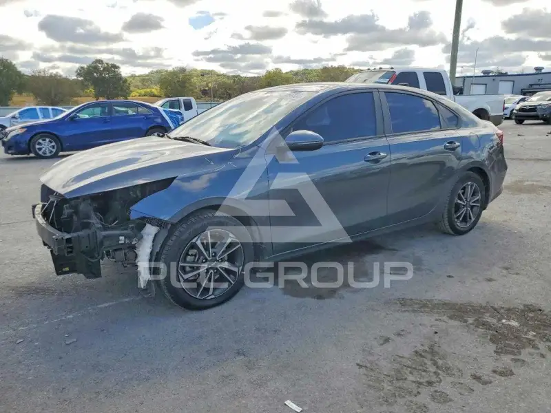 2023 KIA Forte photo