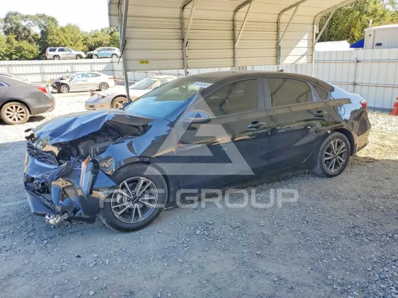 2023 KIA Forte photo