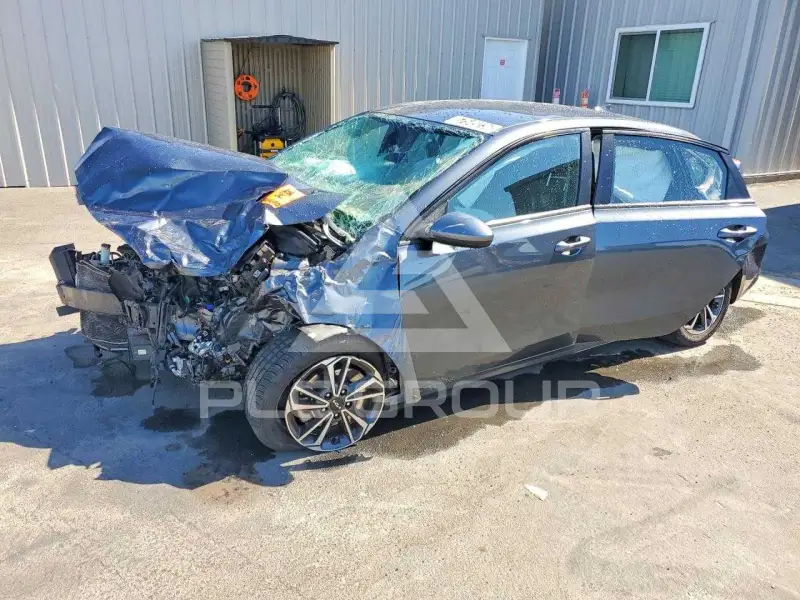 2023 KIA Forte photo