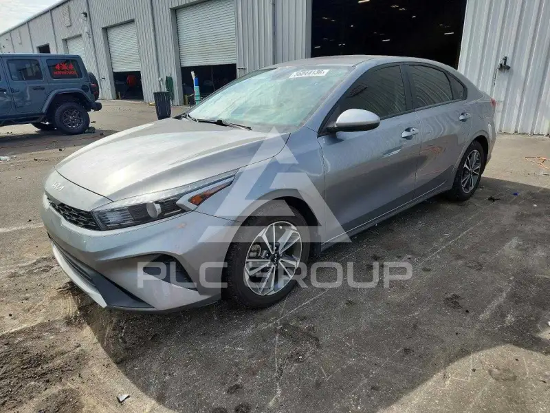 2023 KIA Forte фото