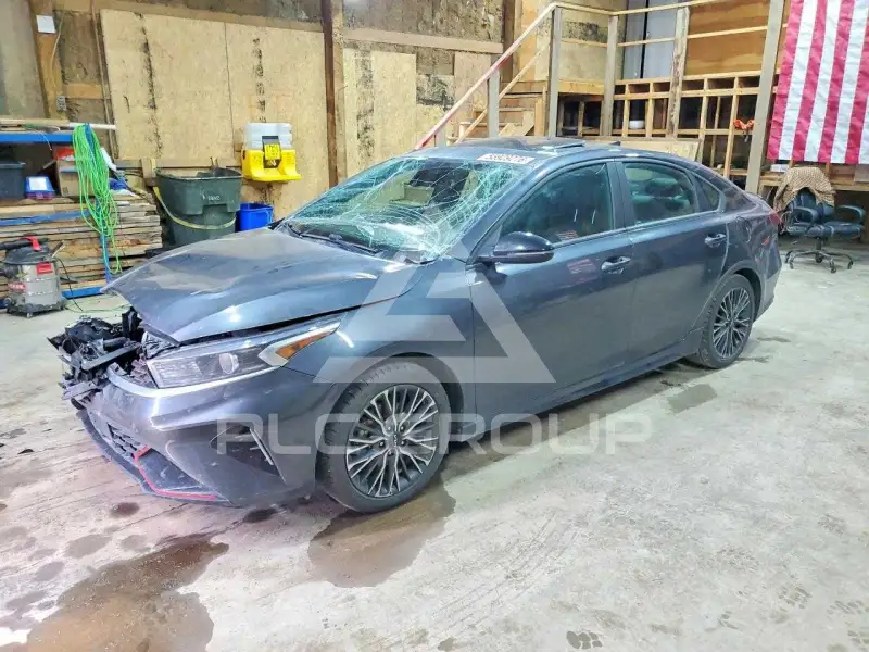 2023 KIA Forte фото