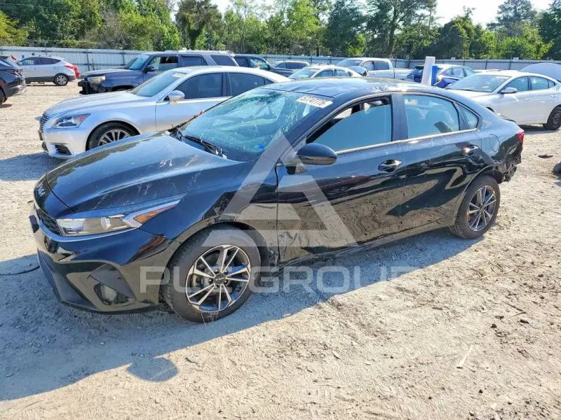 2023 KIA Forte фото
