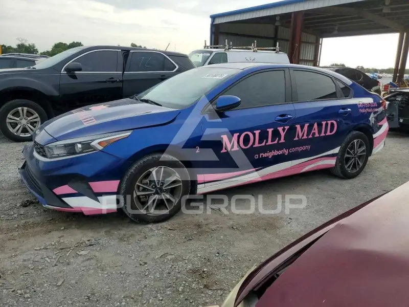 2023 KIA Forte фото