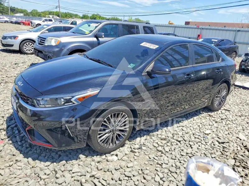 2023 KIA Forte photo