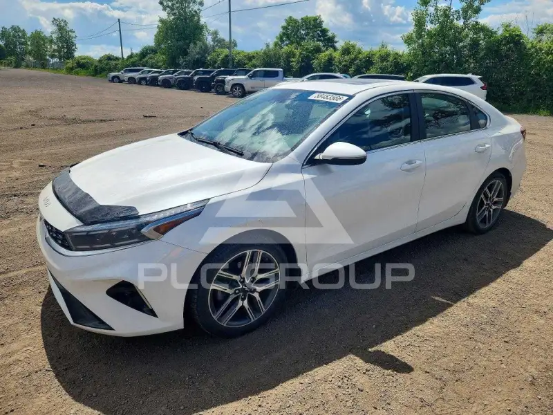 2023 KIA Forte фото