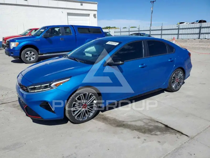 2023 KIA Forte фото