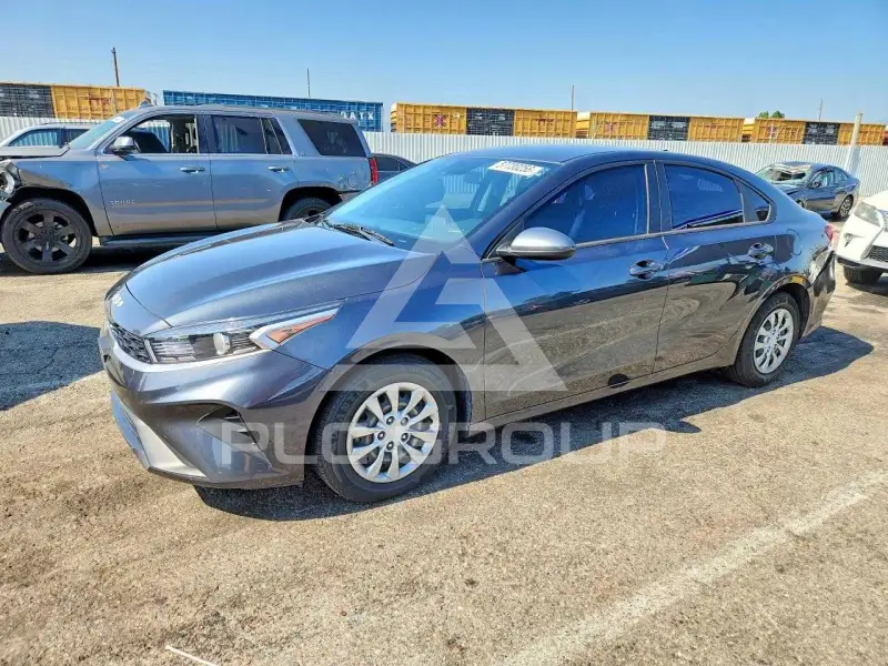 2023 KIA Forte фото