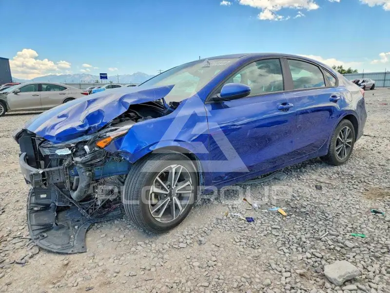 2023 KIA Forte фото