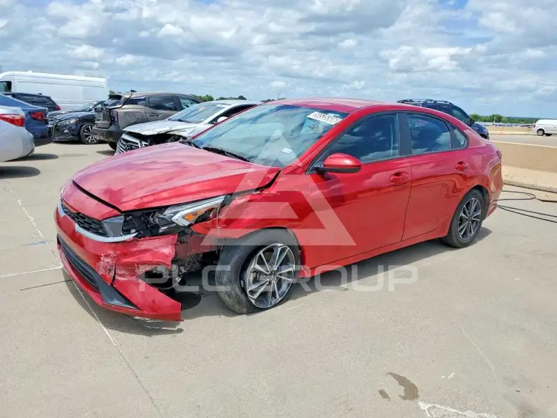 2023 KIA Forte фото