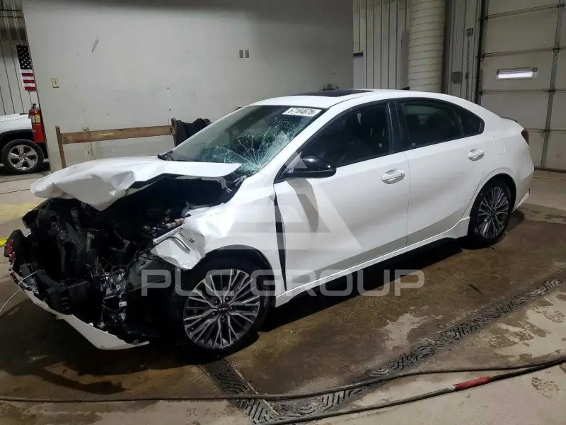 2023 KIA Forte photo