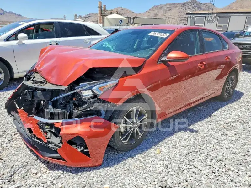 2023 KIA Forte фото