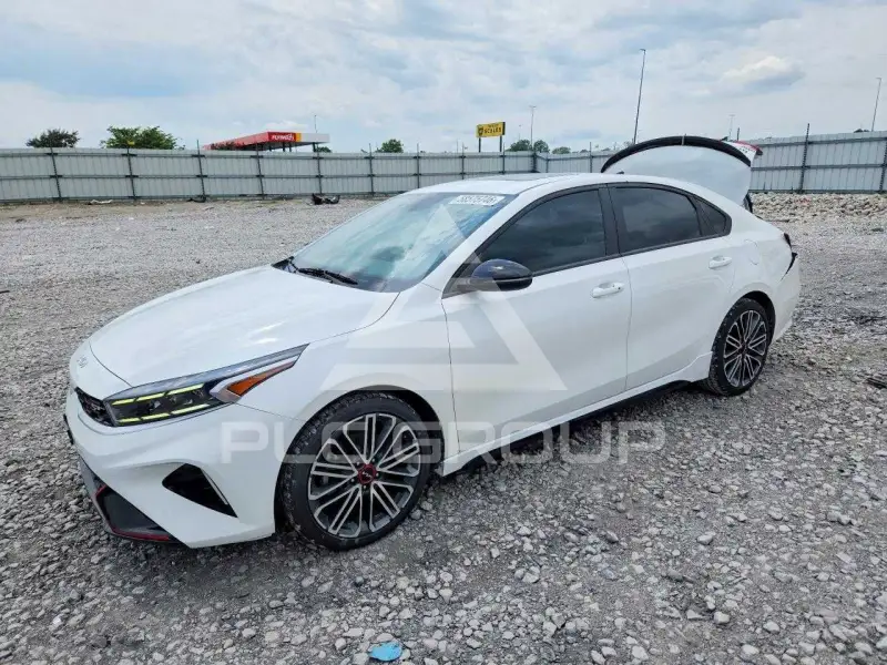 2023 KIA Forte фото