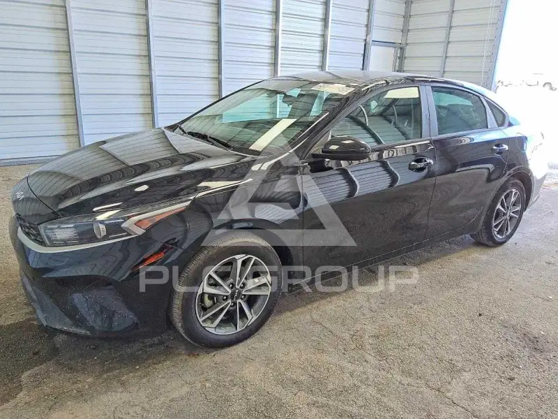 2023 KIA Forte photo