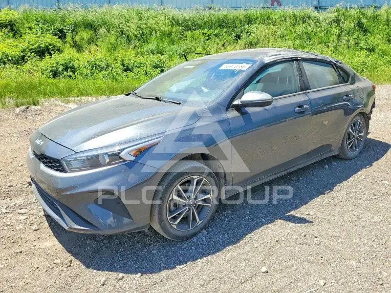 2023 KIA Forte photo