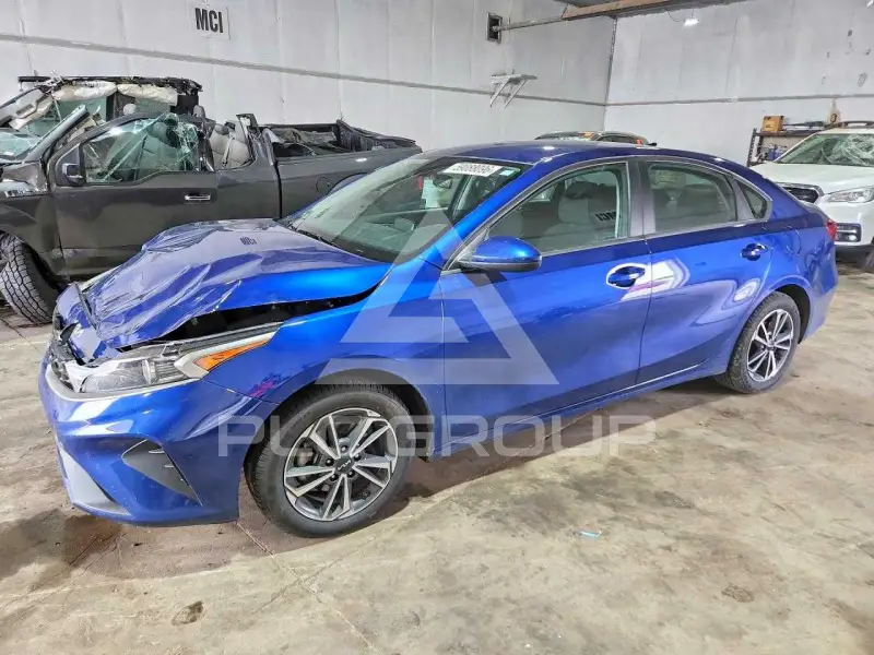 2023 KIA Forte photo