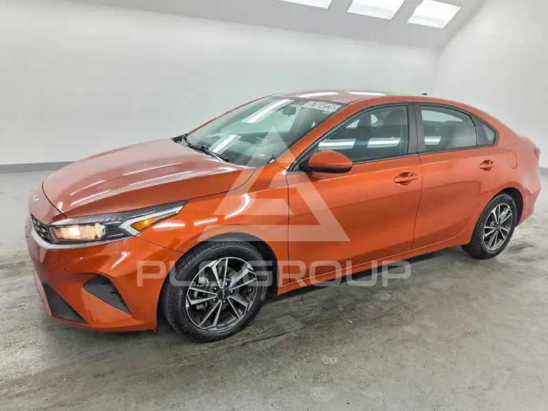 2023 KIA Forte фото