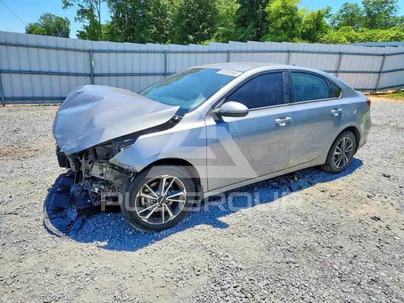 2023 KIA Forte фото