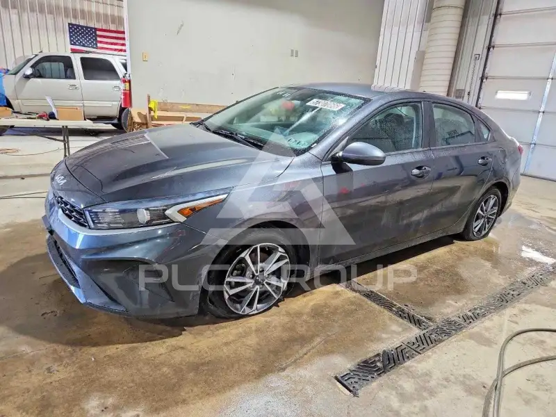 2023 KIA Forte photo
