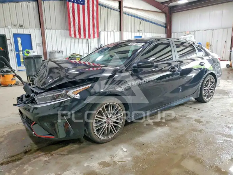 2023 KIA Forte фото