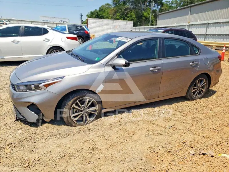 2023 KIA Forte фото