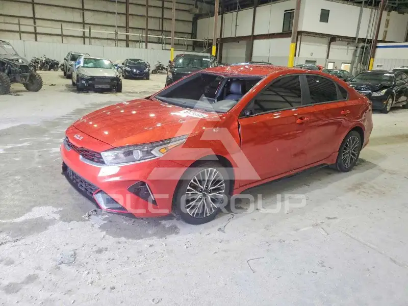 2023 KIA Forte фото