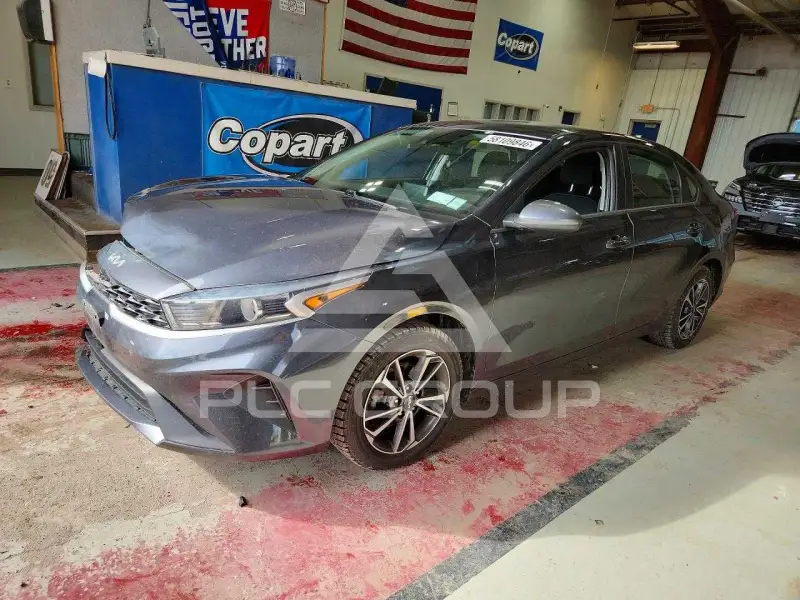 2023 KIA Forte photo