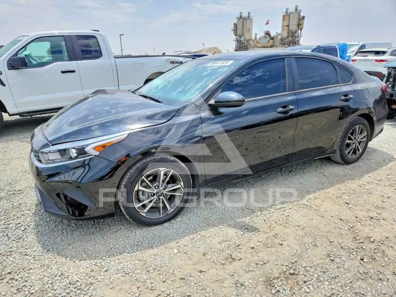 2023 KIA Forte photo
