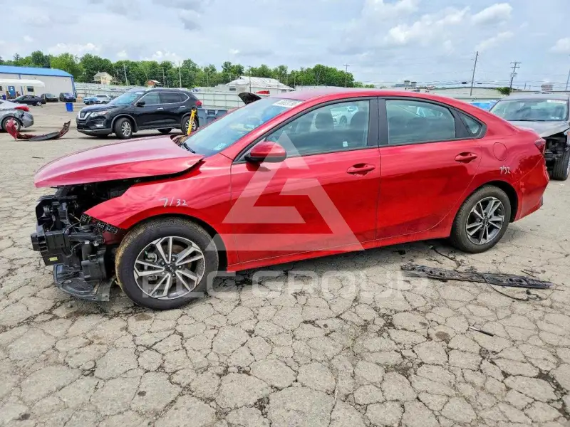 2023 KIA Forte фото