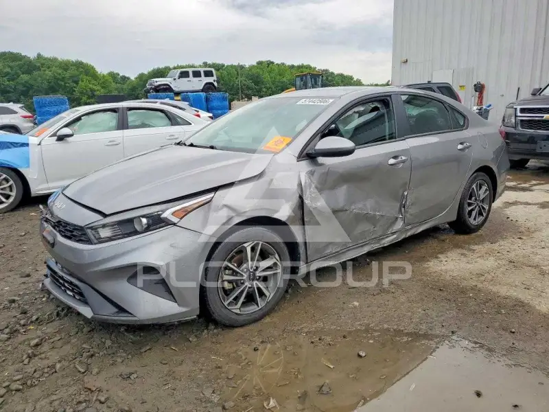 2023 KIA Forte photo