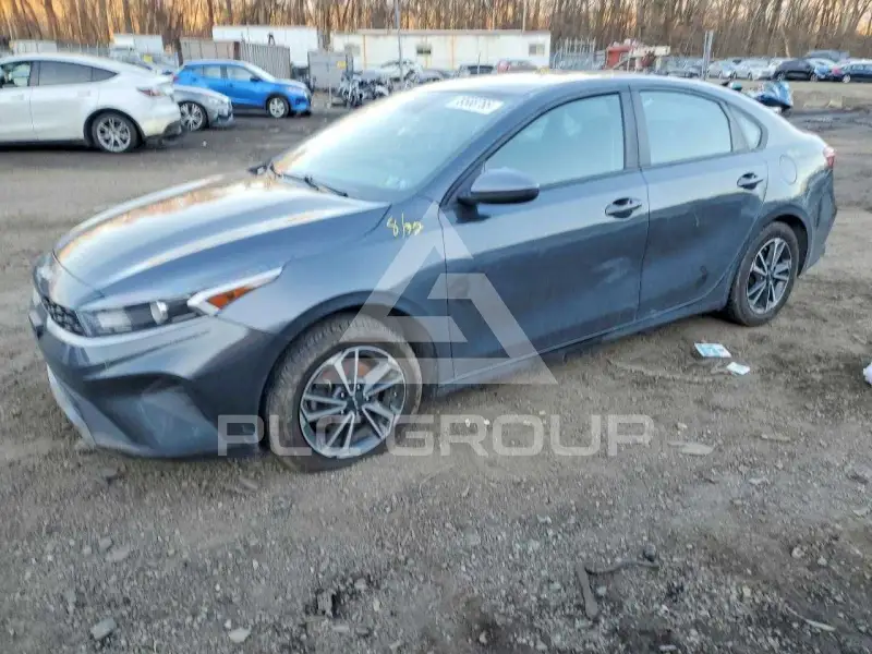 2023 KIA Forte фото