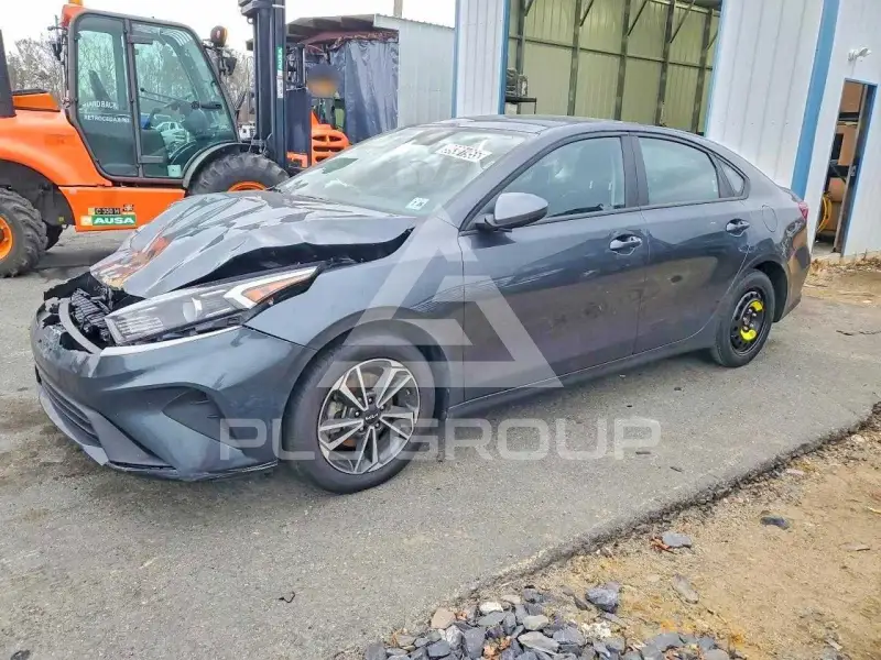 2023 KIA Forte photo