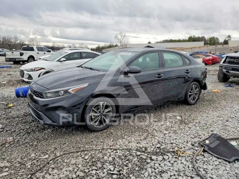2023 KIA Forte photo
