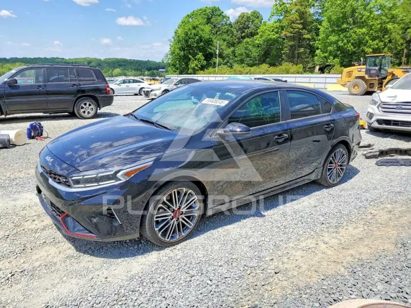 2023 KIA Forte фото