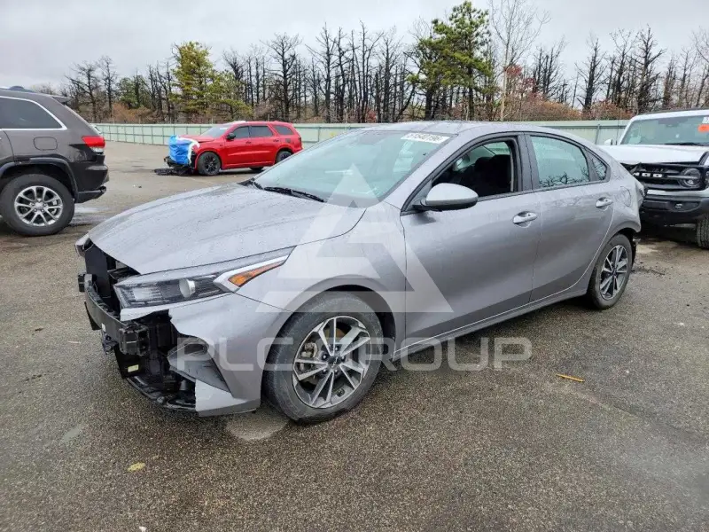 2023 KIA Forte photo