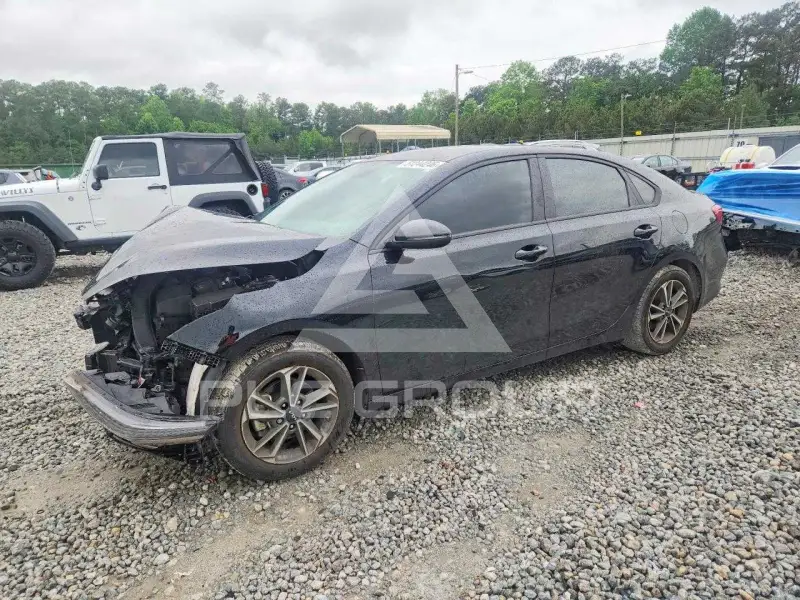 2023 KIA Forte фото