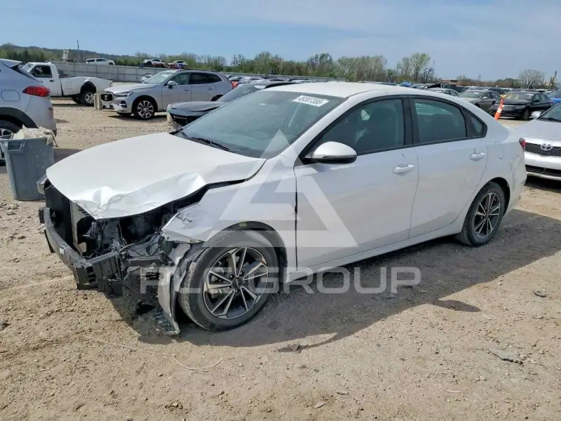 2023 KIA Forte photo