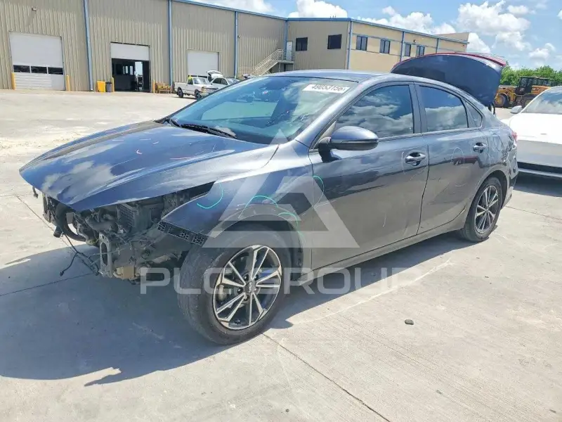 2023 KIA Forte фото