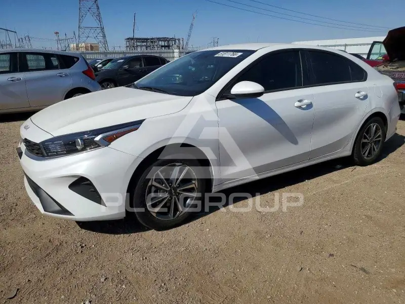 2023 KIA Forte photo