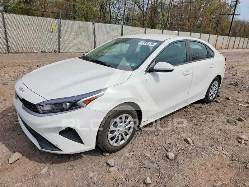2023 KIA Forte фото