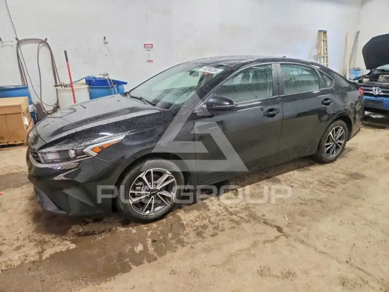 2023 KIA Forte фото