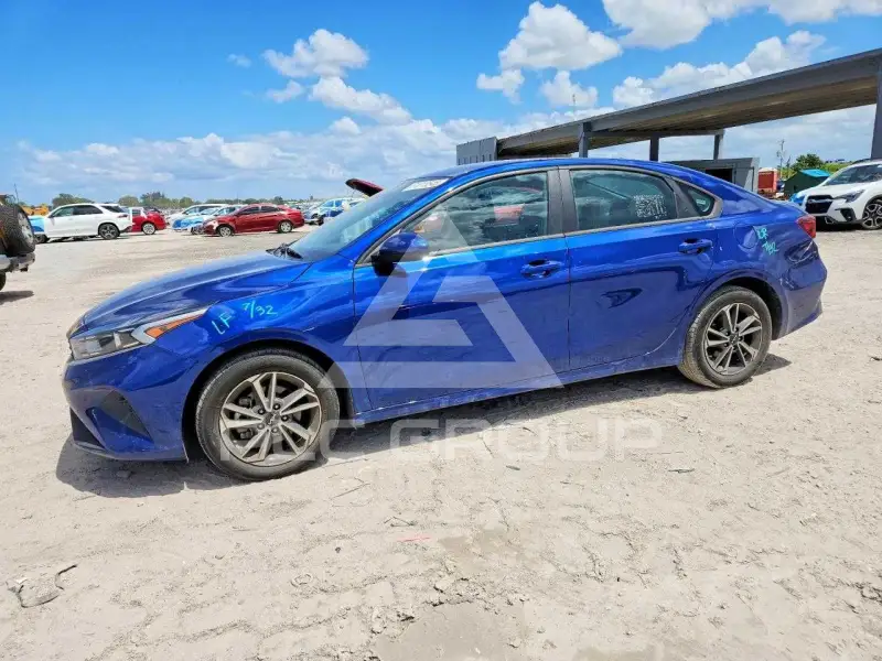 2023 KIA Forte photo