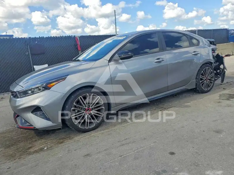 2023 KIA Forte photo