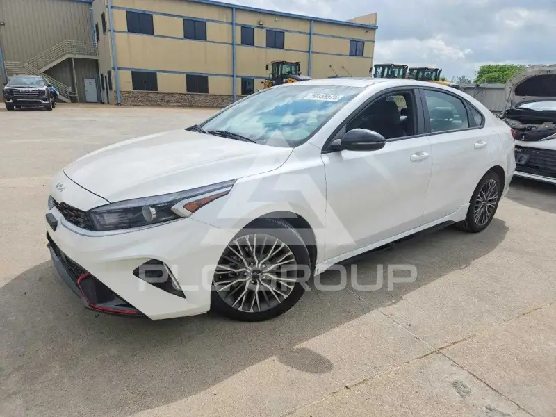 2023 KIA Forte photo