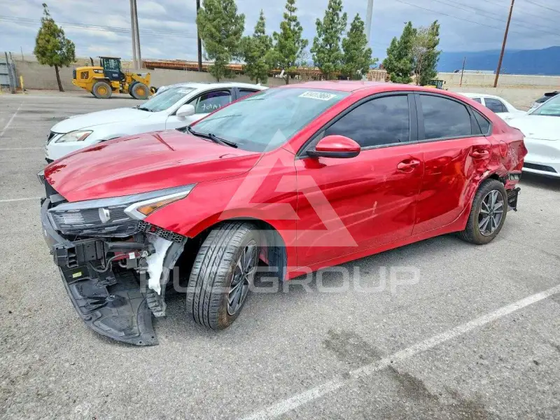 2023 KIA Forte фото